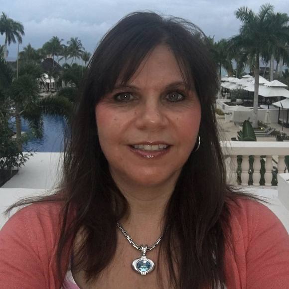 Meet your Posher, Gina - Picture 2 of 2